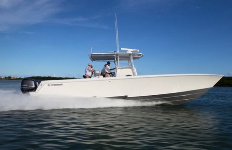Contender 39ST Hybrid