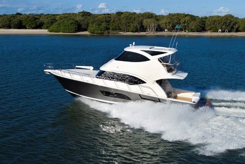 Riviera 53 Enclosed flybridge