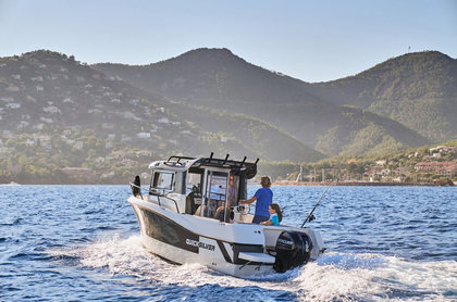 Quicksilver 605 Pilothouse photo 12