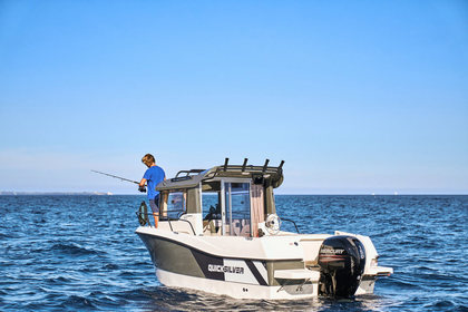 Quicksilver 605 Pilothouse photo 13