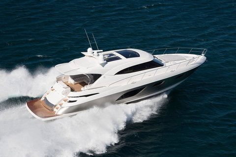 Riviera 6000 Sport Yacht