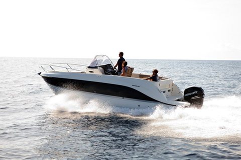 Quicksilver Activ 805 Sundeck