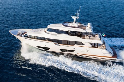 Custom Line Navetta 28