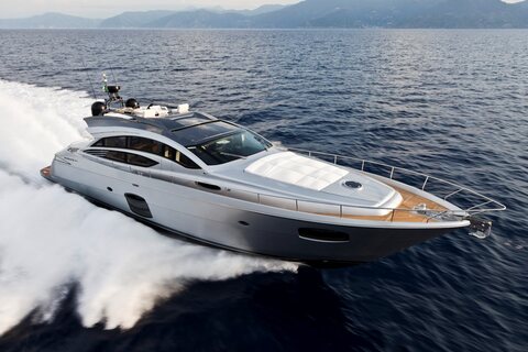 Pershing 74