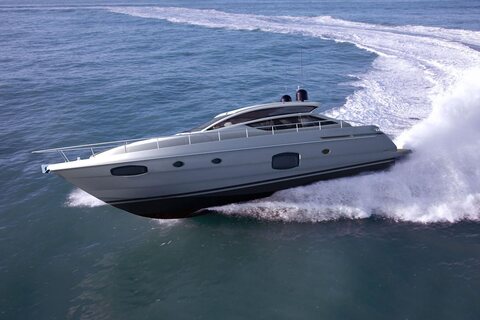 Pershing 62