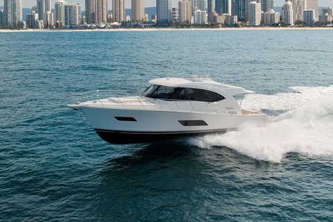 Riviera 525 SUV