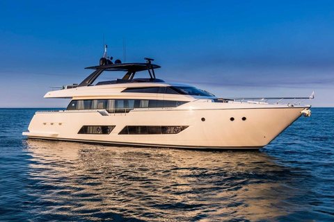 Ferretti Yachts 850
