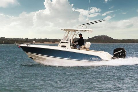 Boston Whaler 230 Outrage