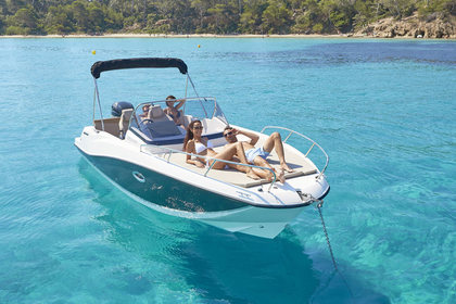 Quicksilver Activ 675 Sundeck photo 11