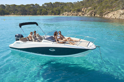 Quicksilver Activ 675 Sundeck photo 15
