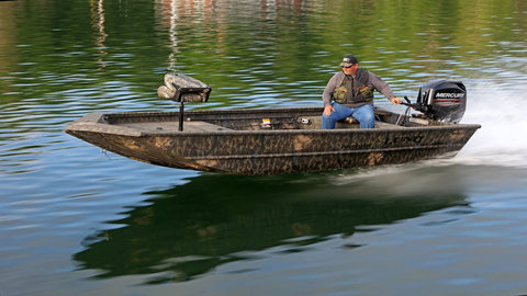 Lund 1660 Predator Tiller
