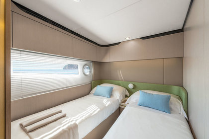 Azimut Fly 60 photo 22