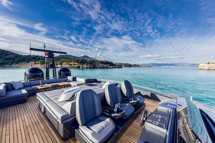 Pershing 9X photo 20