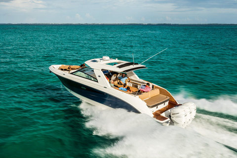 Sea Ray SLX 400 Outboard