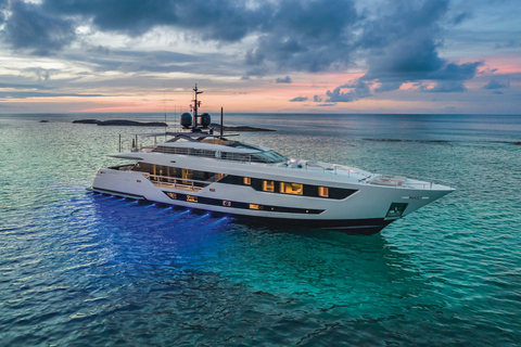 Custom Line 120'