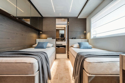 Custom Line Navetta 42 photo 16