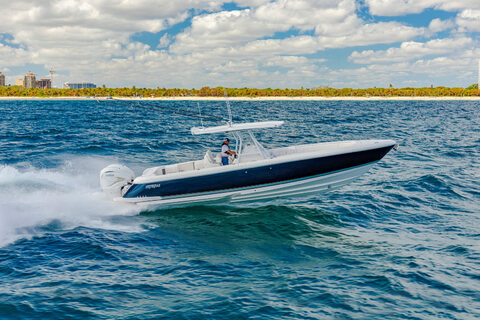 Intrepid 345 Nomad FE