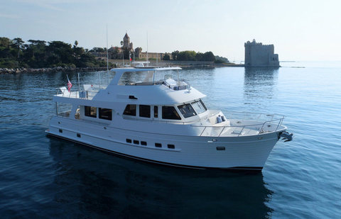 Outer Reef 640 Motoryacht