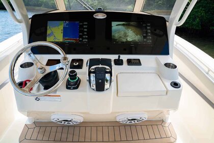 Scout 330 LXF photo 35
