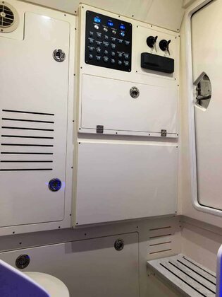 Scout 330 LXF photo 40