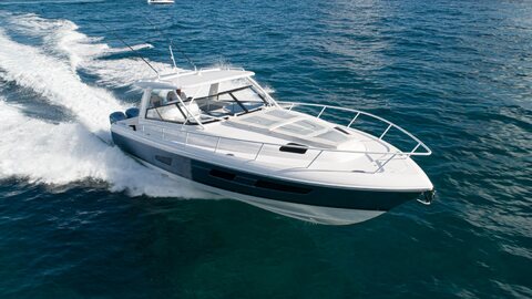 Intrepid 477 Evolution