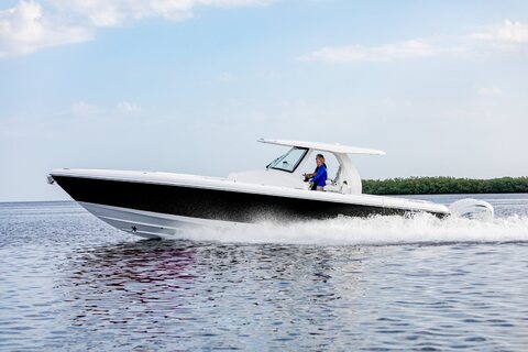 Intrepid 407 Nomad SE