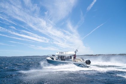 Quicksilver 805 Pilothouse photo 12