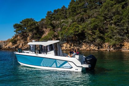 Quicksilver 805 Pilothouse photo 19
