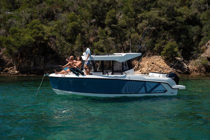 Quicksilver 805 Pilothouse photo 26