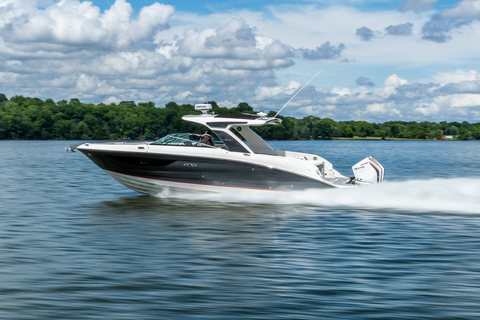 Sea Ray SLX-R 350 Outboard