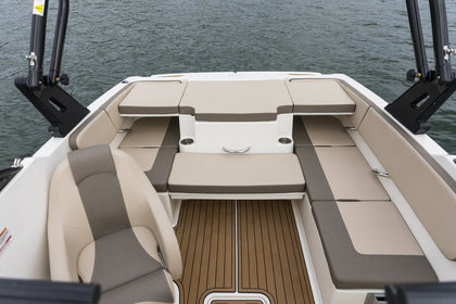 Bayliner VR4 Bowrider photo 12