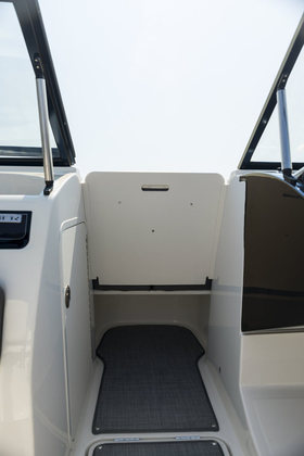 Bayliner VR5 Bowrider photo 20