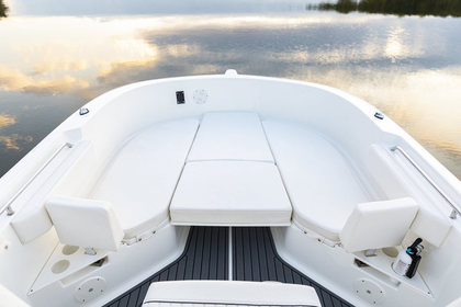 Bayliner Trophy T22CC photo 12
