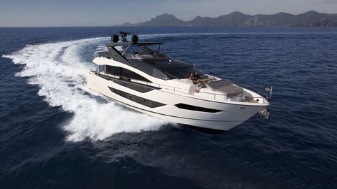 Sunseeker 88 Yacht