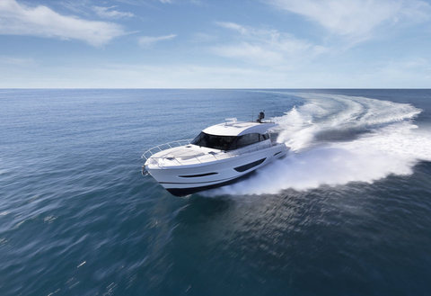 Maritimo S55