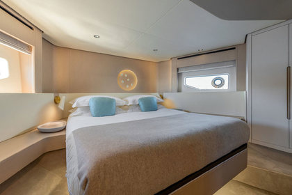Azimut Fly 68 photo 13
