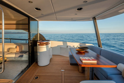 Azimut Fly 68 photo 21