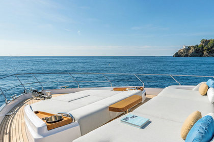 Azimut Fly 68 photo 24