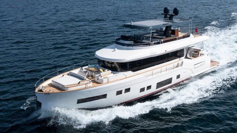 Sirena 68