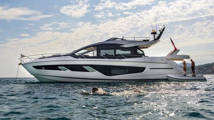 Sunseeker 65 Sport Yacht photo 16