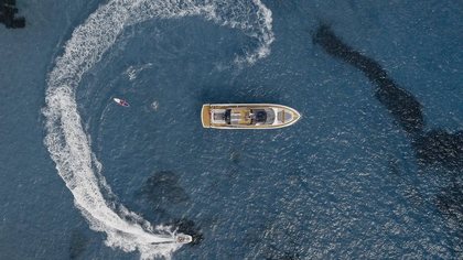 Sunseeker 65 Sport Yacht photo 17