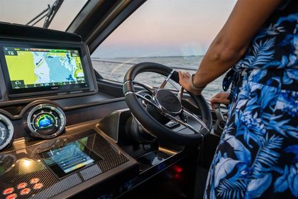 Sunseeker Predator  65 photo 16