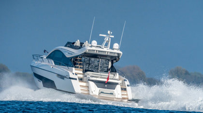 Fairline Phantom 65 photo 15