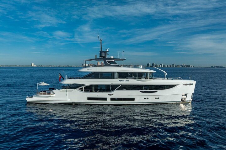 2023 Benetti 34M Oasis "King's Lair"