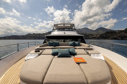 Azimut Magellano 60 photo 9