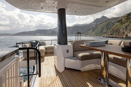 Azimut Magellano 60 photo 16