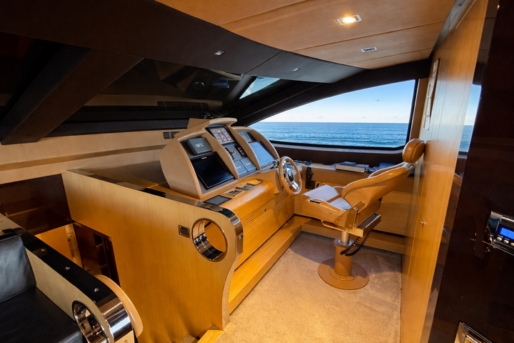 2013 Azimut 88 photo 16
