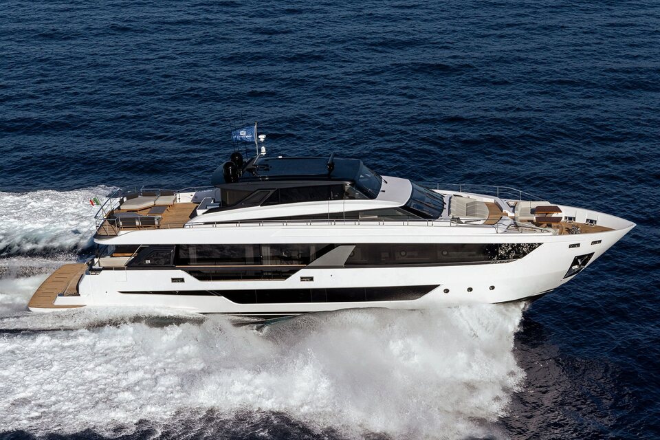 Ferretti 1000 SkyDeck photo 1