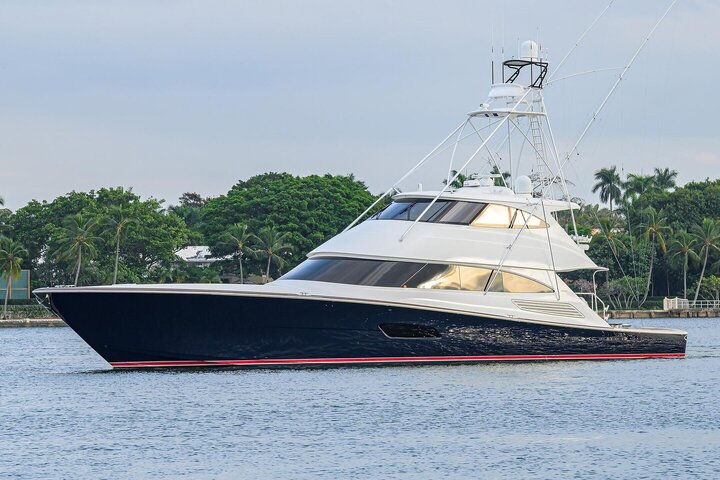 2017 Viking 92' Enclosed Bridge - "Speculator"