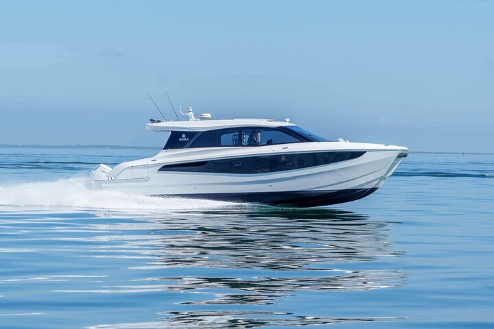 Aquila 46 Coupe